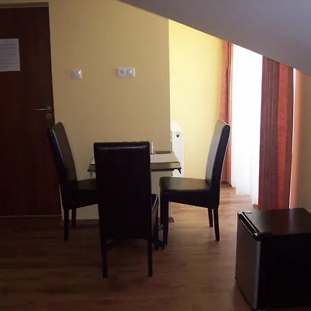 Guest house Napfeny Vendeglo Es Szallashely *