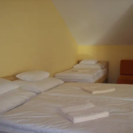 Napfeny Vendeglo Es Szallashely Guest house *